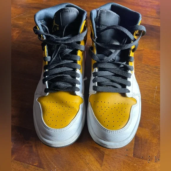 2021 Air Jordan 1 Mid PS “University Gold” - Picture 3 of 7